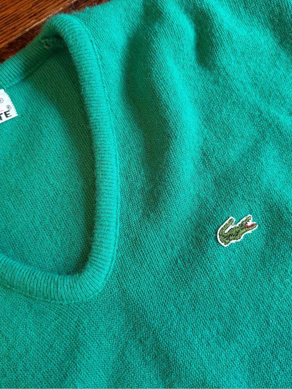 Vintage Izod Lacoste Green V-Neck Acrylic Pullover Sweater VTG Alligator Logo XL